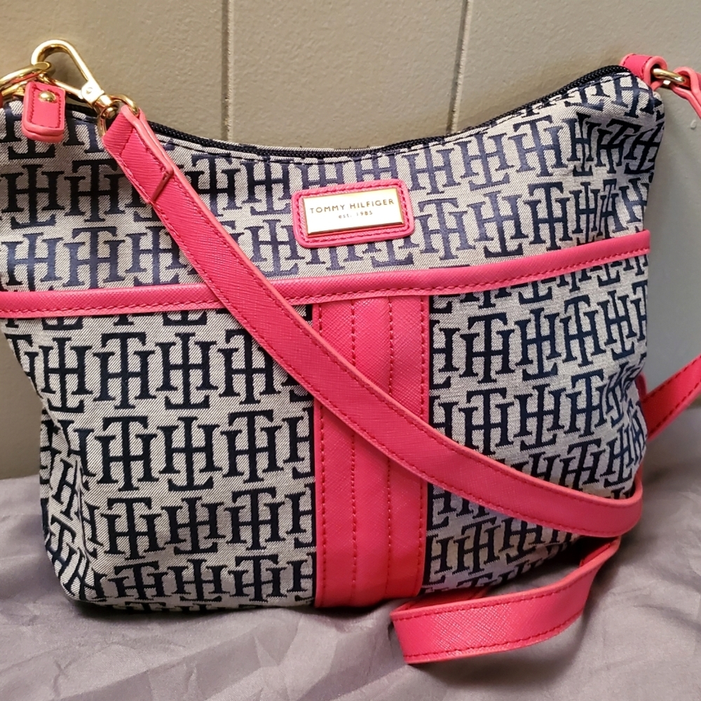 Tommy Hilfiger Crossbody